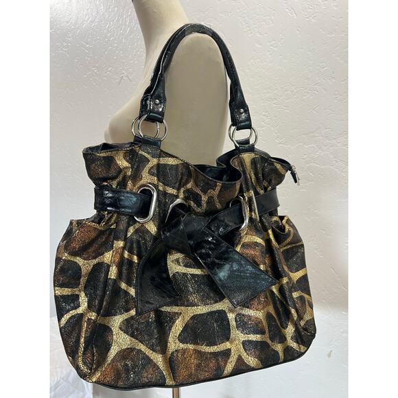Giraffe Print Tote Bag with Black Trim Large Purse Satchel - Picture 14 of 15